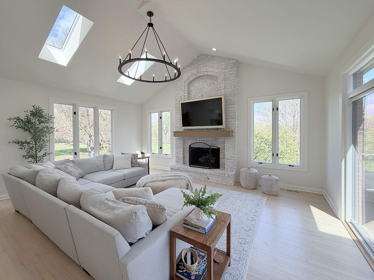 3N705 Roberts Road