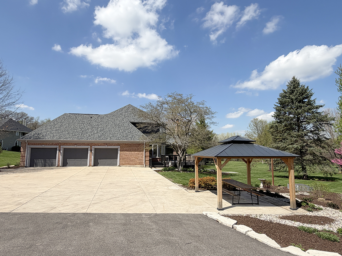 3N705 Roberts Road