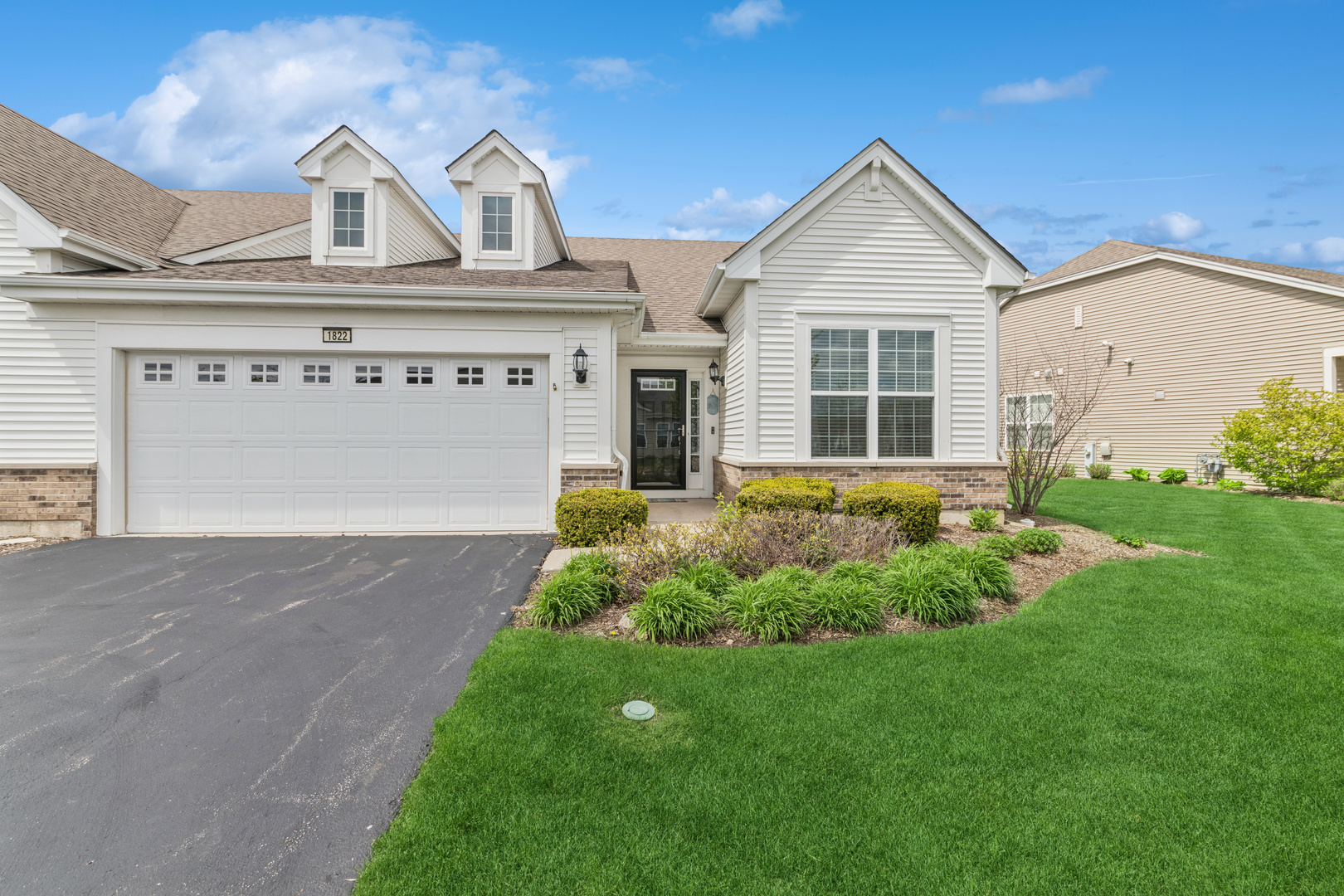 1822 Hannah Lane
