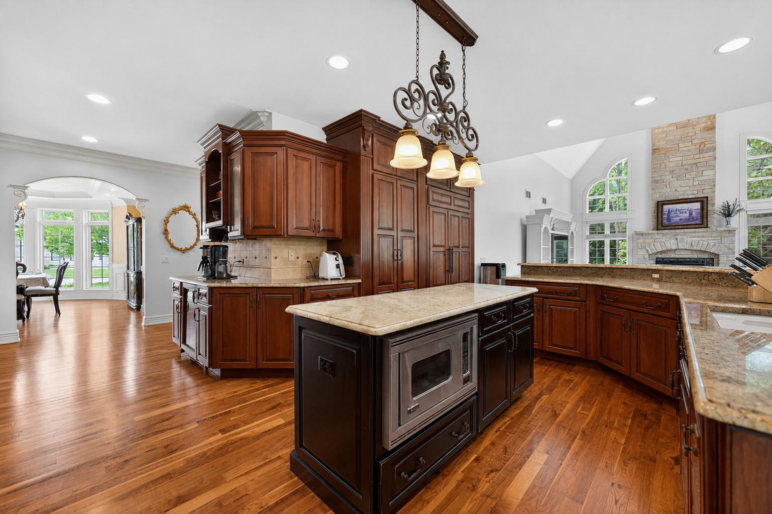 39W835 Goldenrod Drive