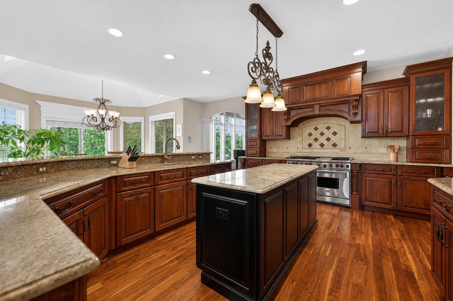 39W835 Goldenrod Drive