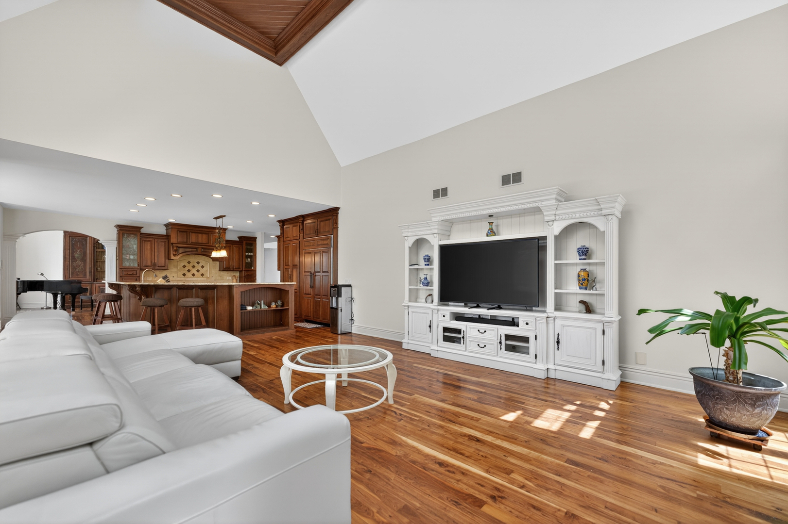 39W835 Goldenrod Drive