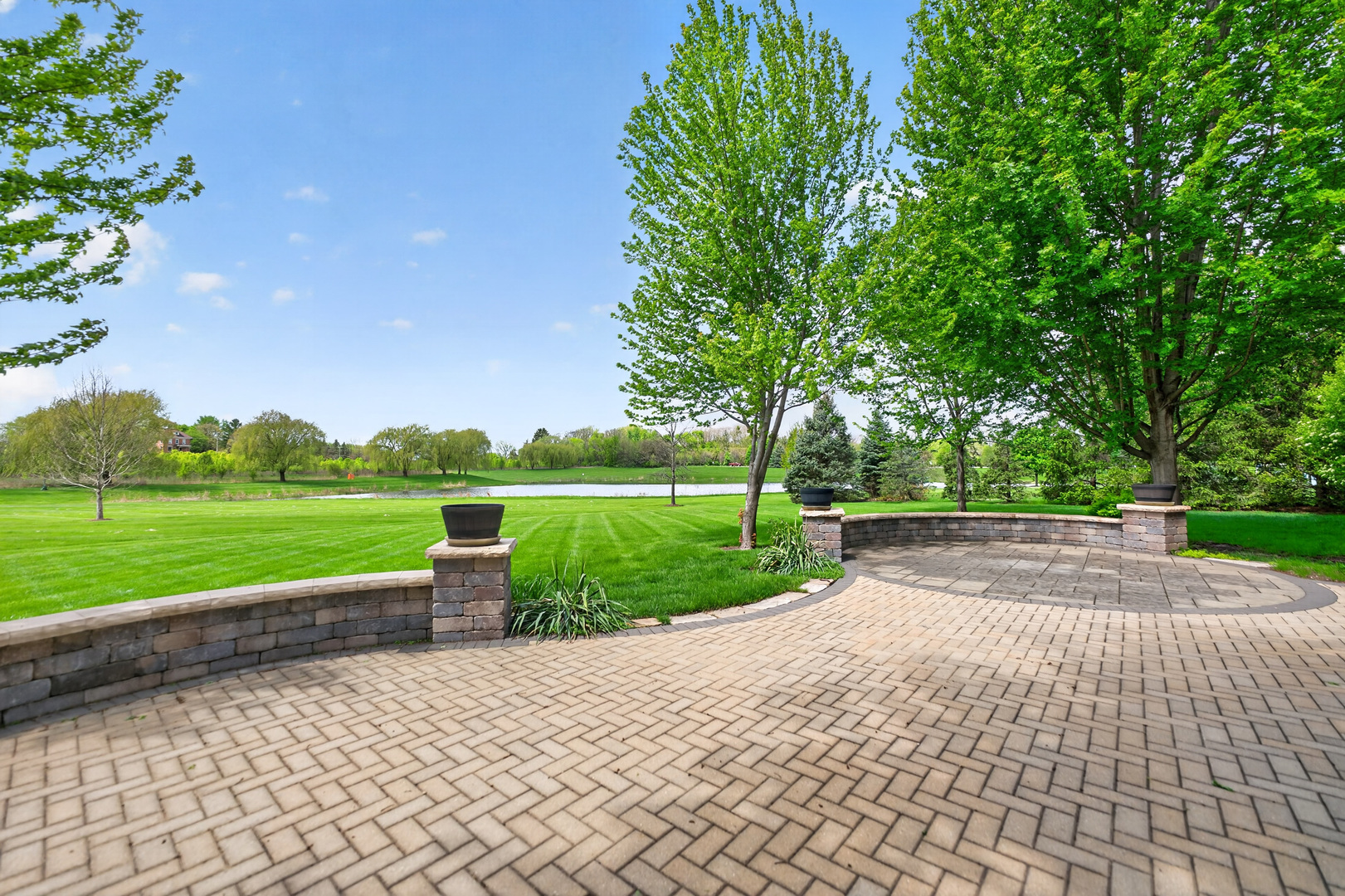 39W835 Goldenrod Drive