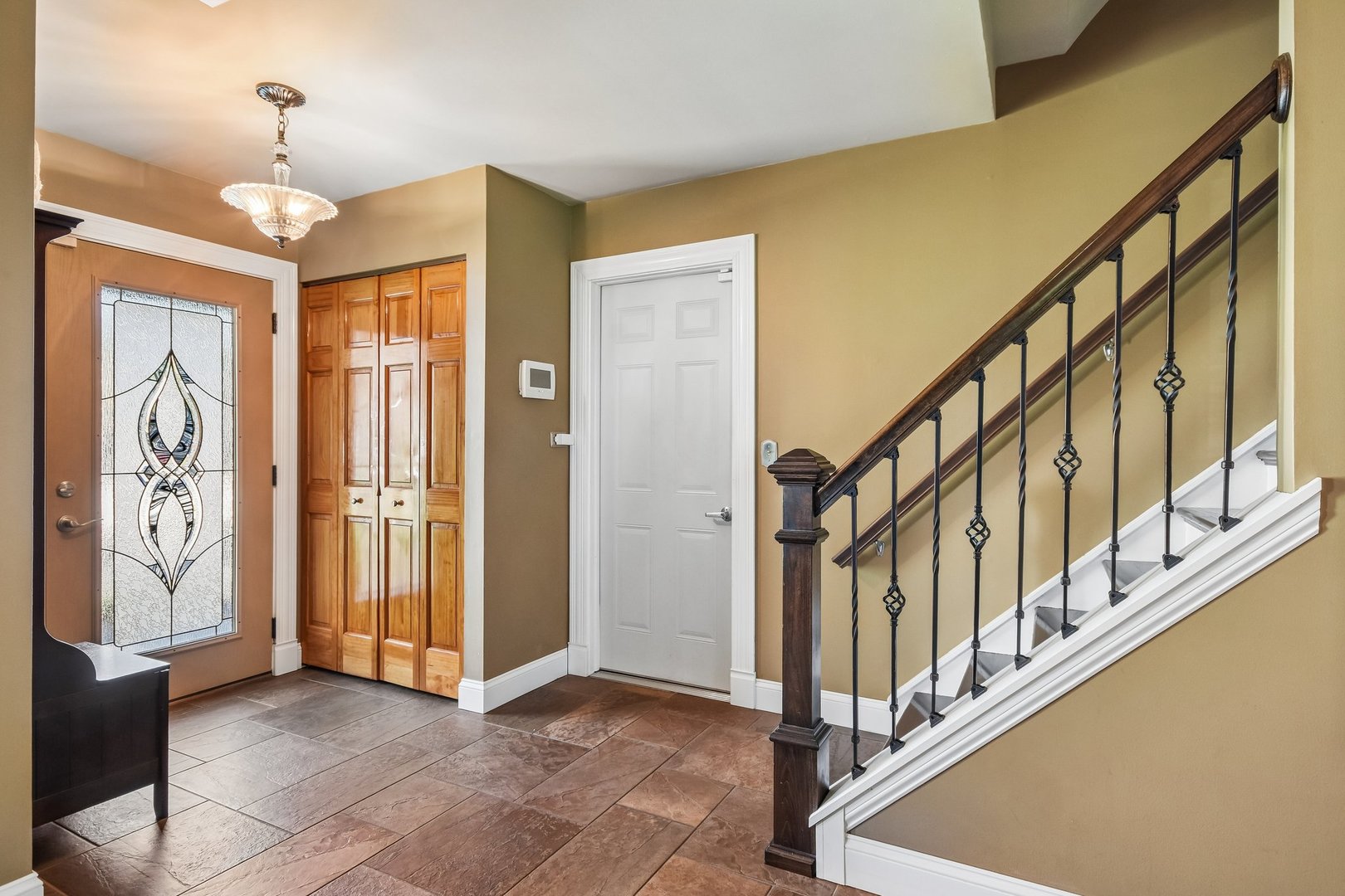 588 Kingston Court
