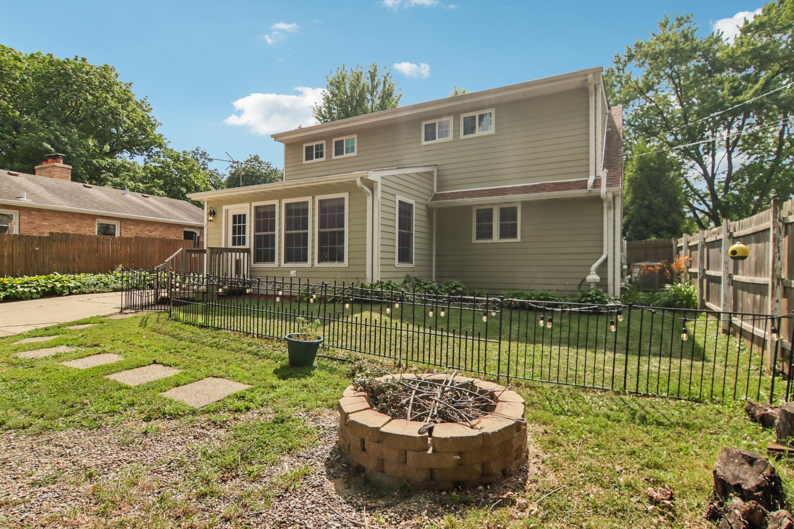 409 Hubbard Avenue