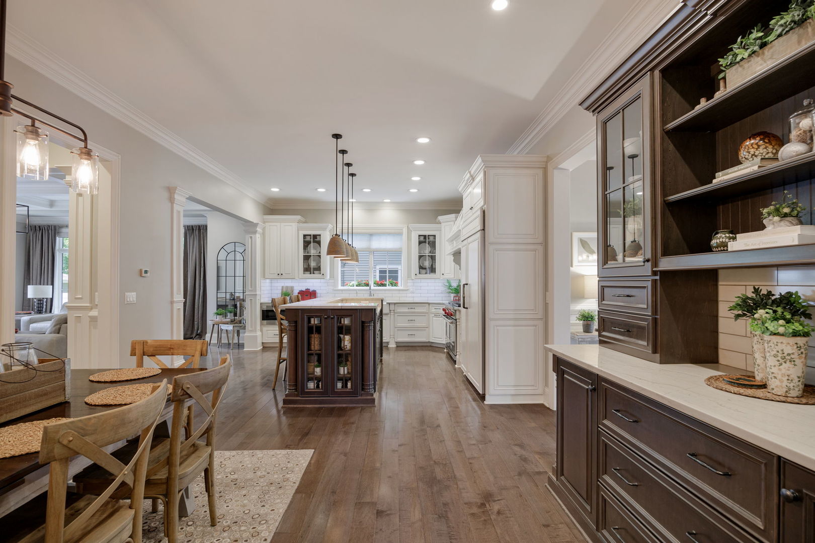 938 S 5th Street