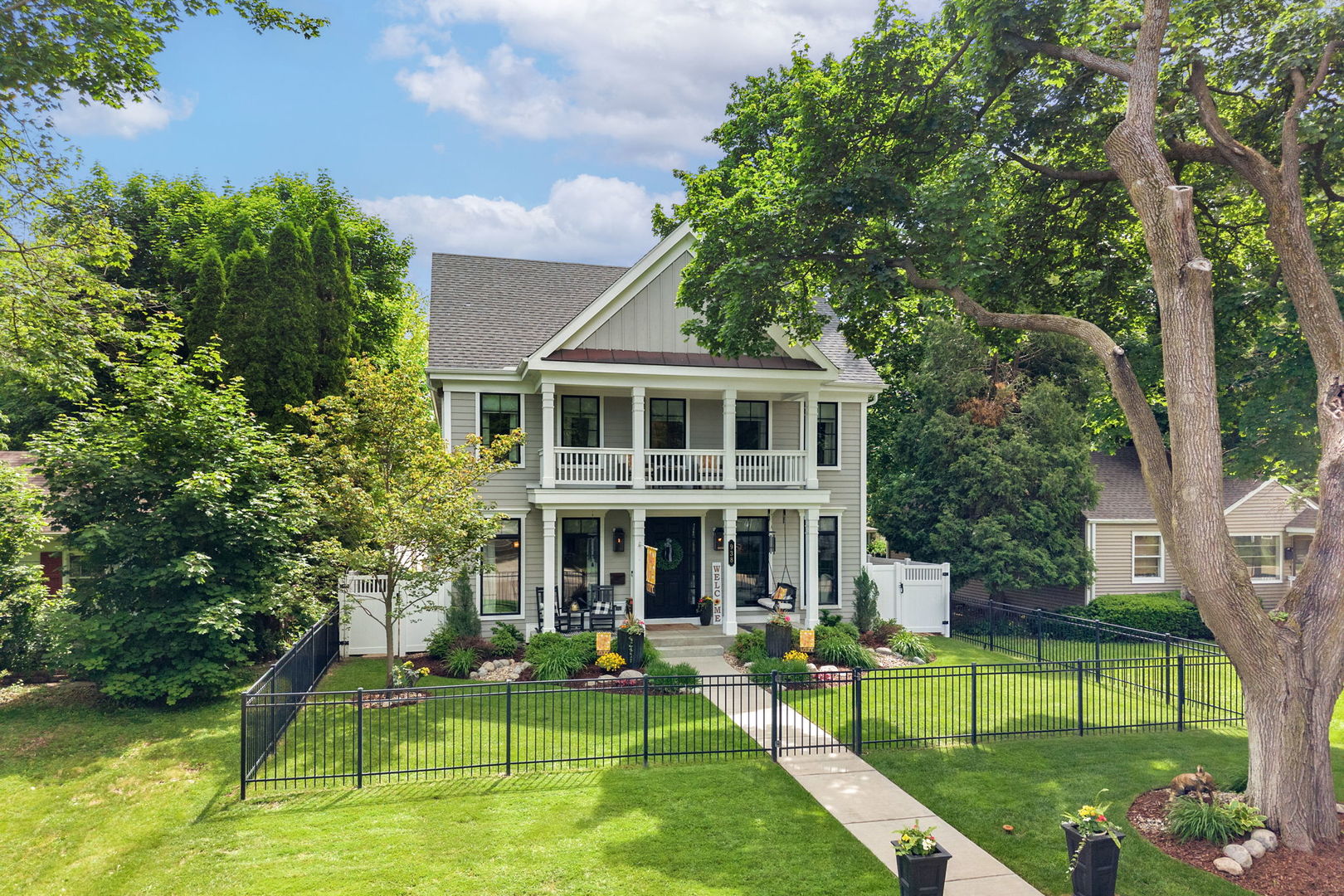 938 S 5th Street