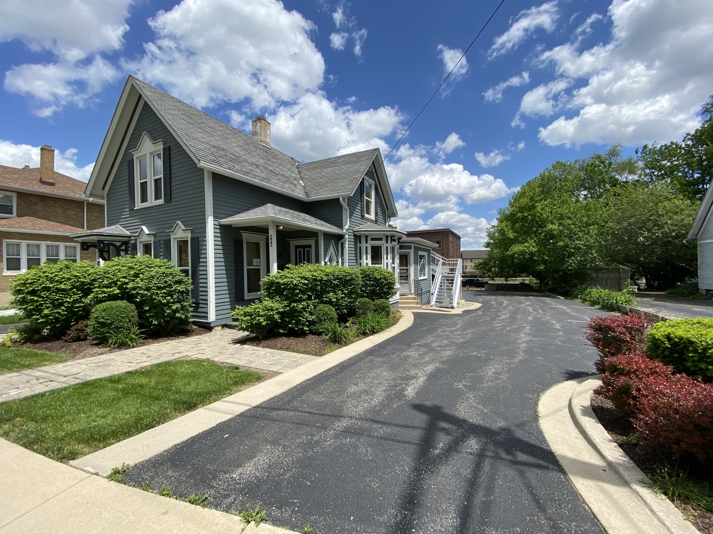 404 S 2nd Street