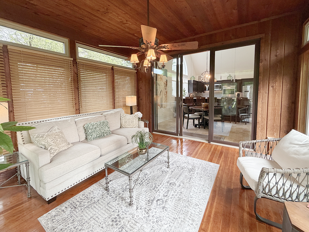 211 Ridge Lane