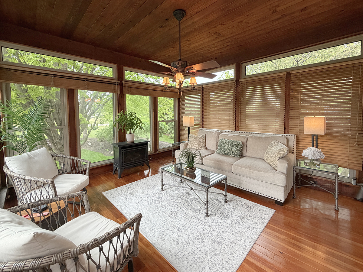211 Ridge Lane