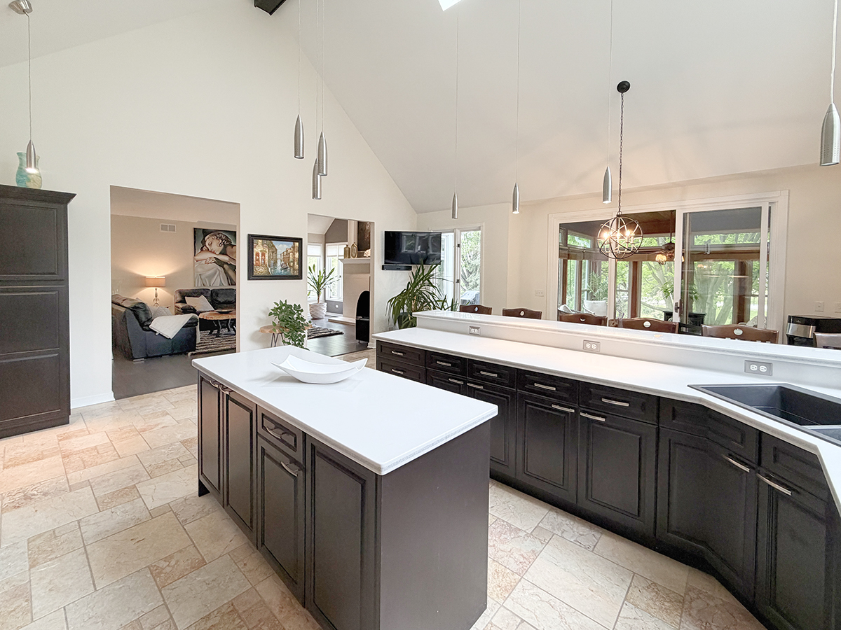 211 Ridge Lane