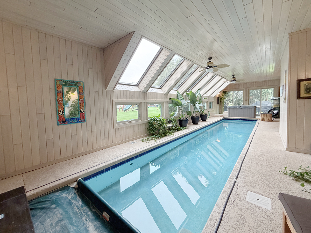 211 Ridge Lane