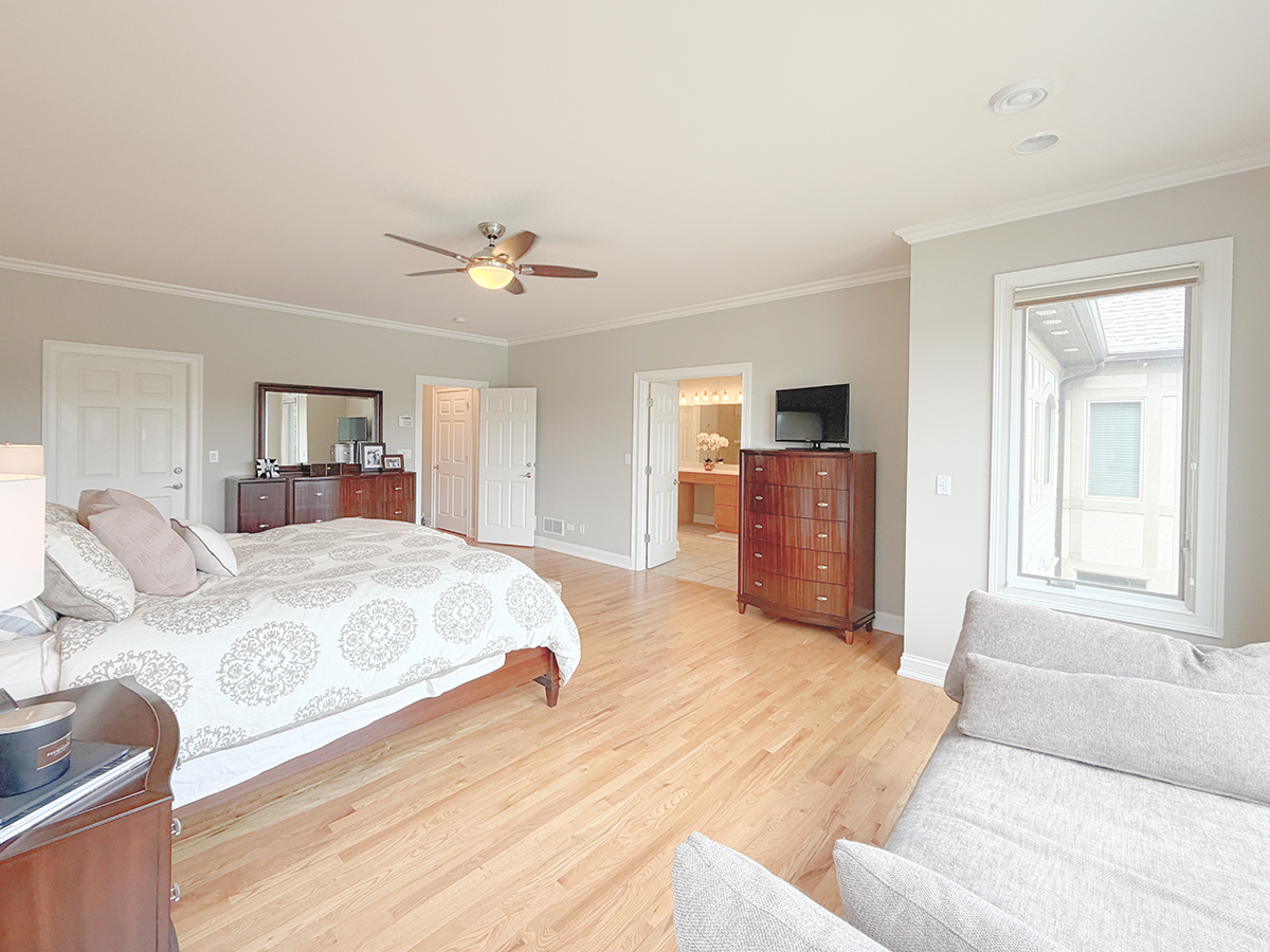 526 Brownstone Drive