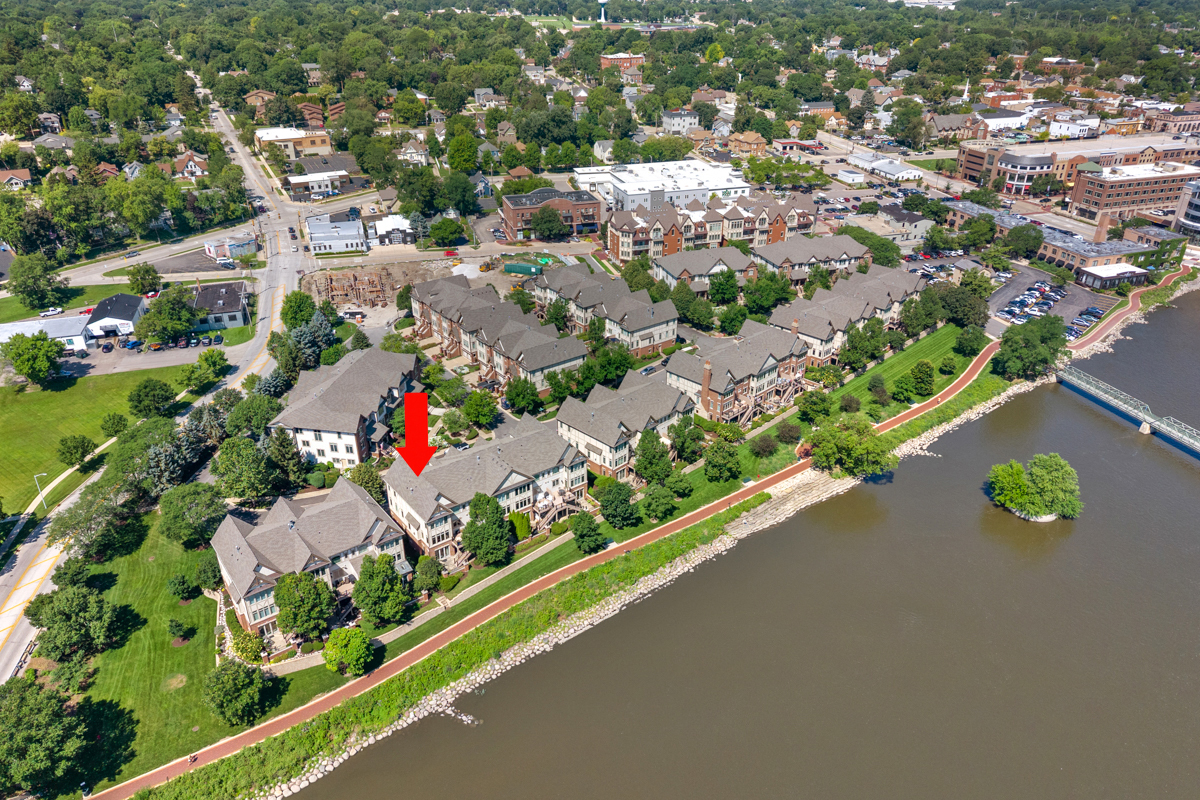 526 Brownstone Drive