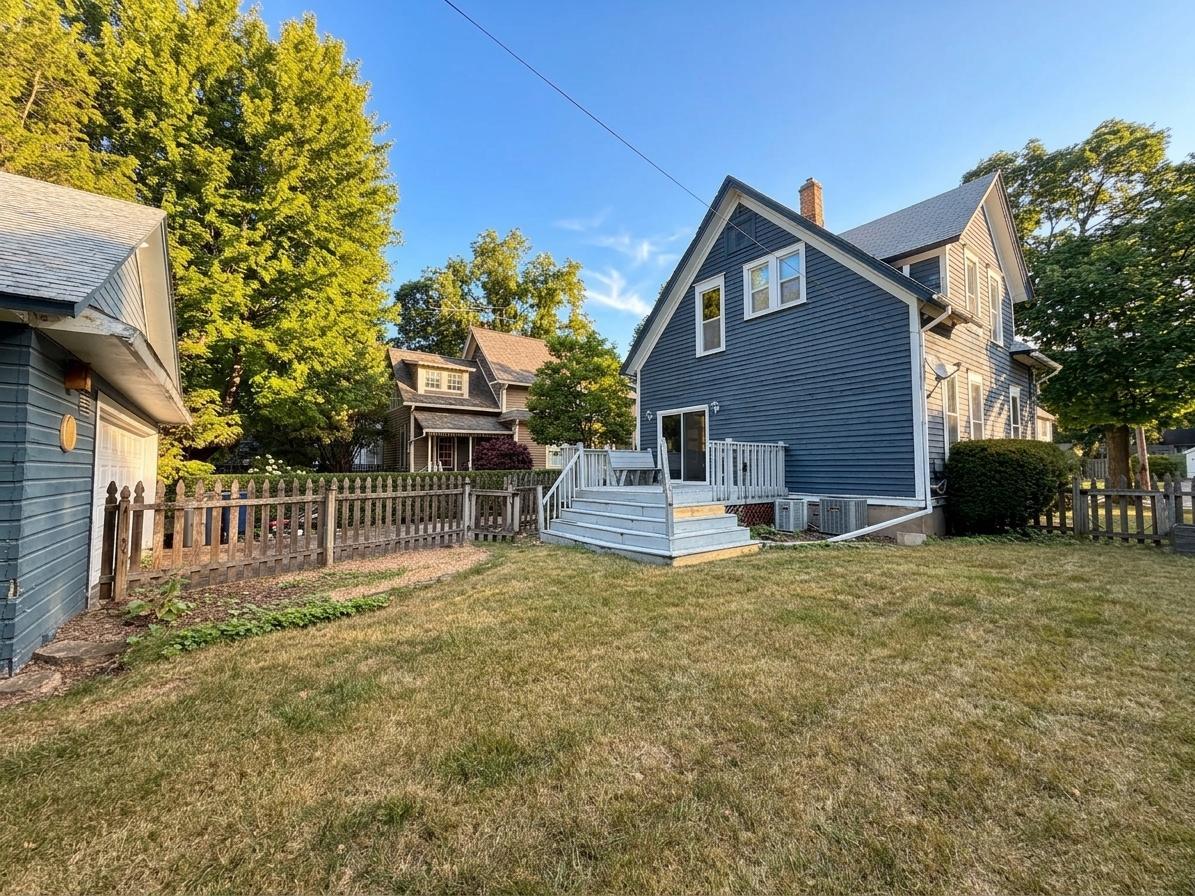 26 Monroe Avenue