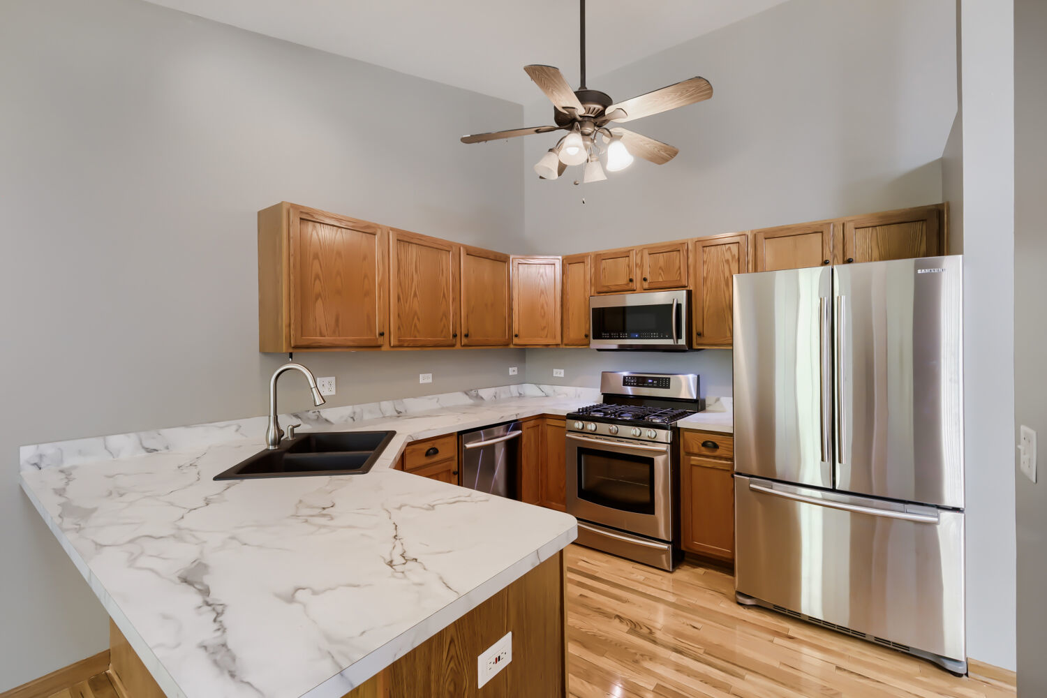 2016 Jeffrey Lane Unit: 2016