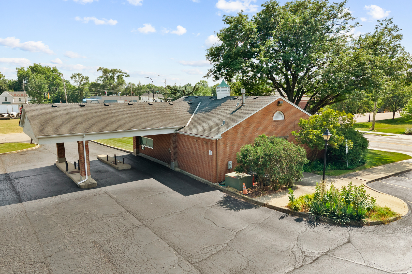 111 E Side Drive