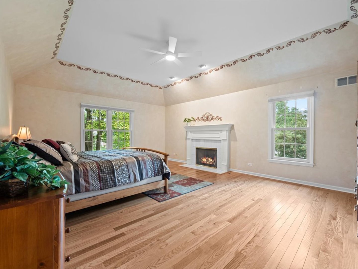7N286 Whispering Trail
