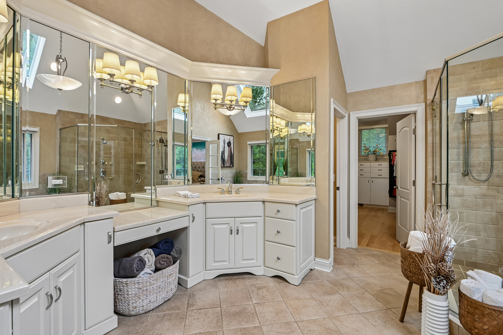 661 Reserve Court