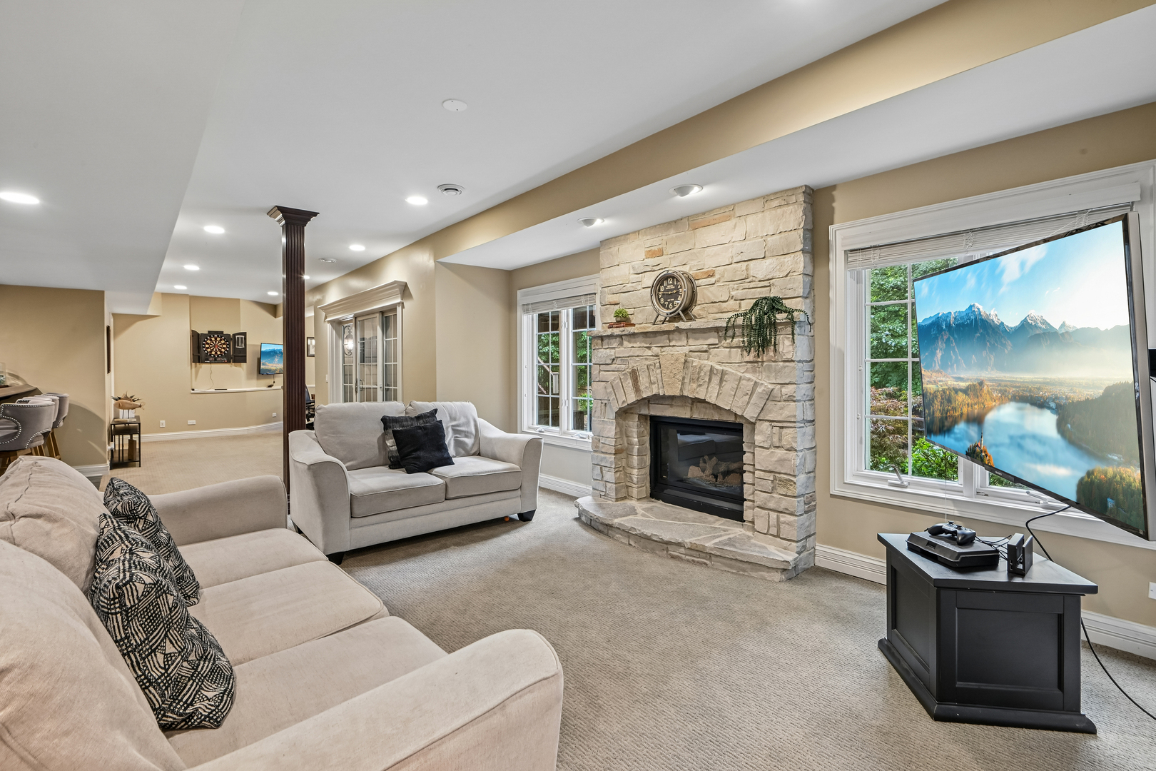 661 Reserve Court