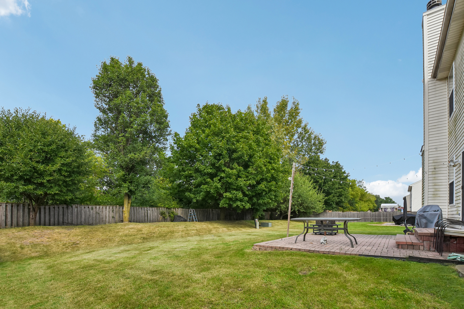 5645 Savoy Drive
