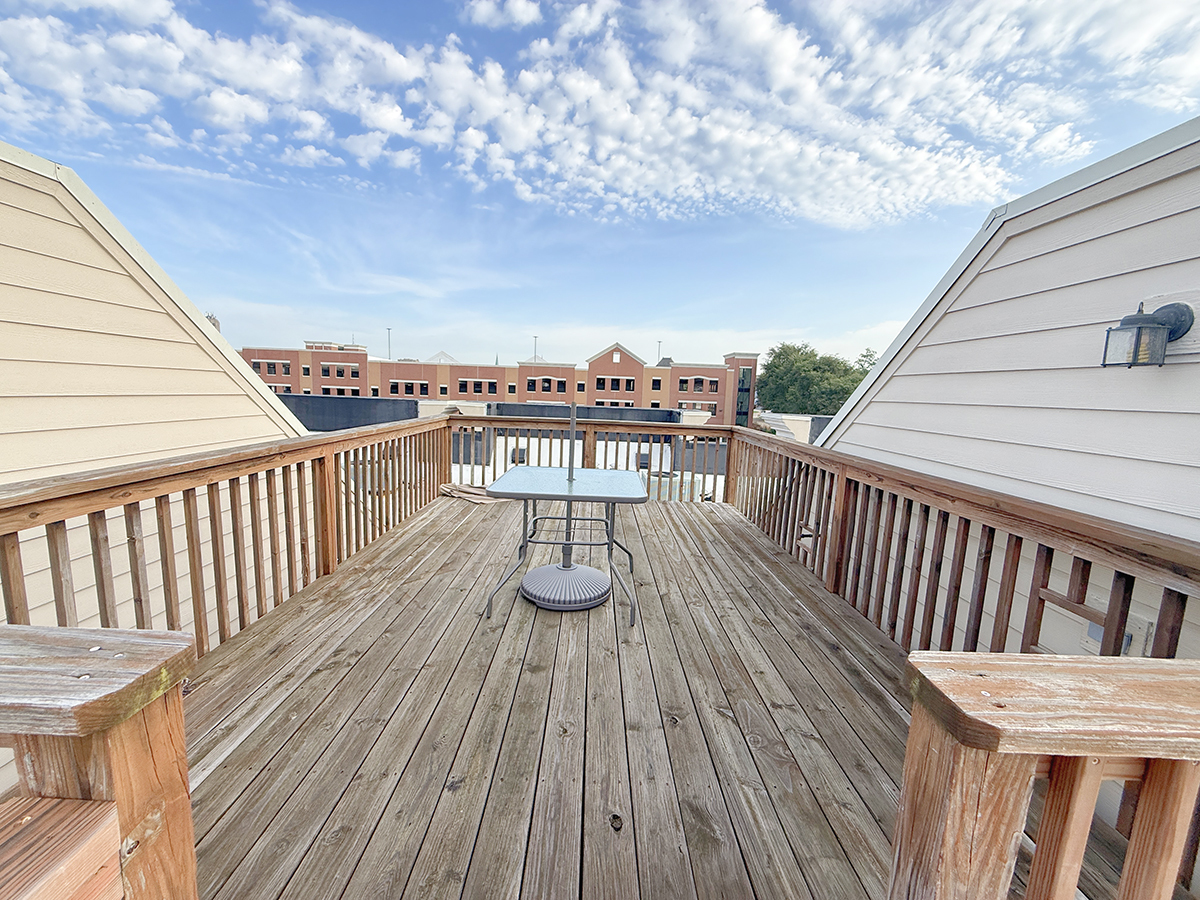 209 Prairie Street Unit: 209