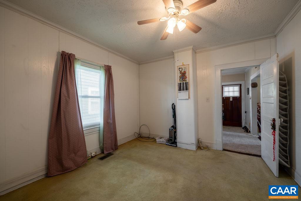 916 PAGE ST