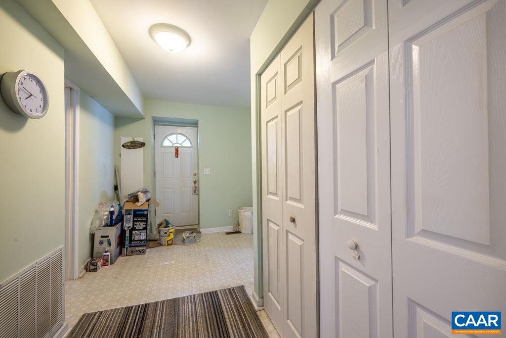 916 PAGE ST