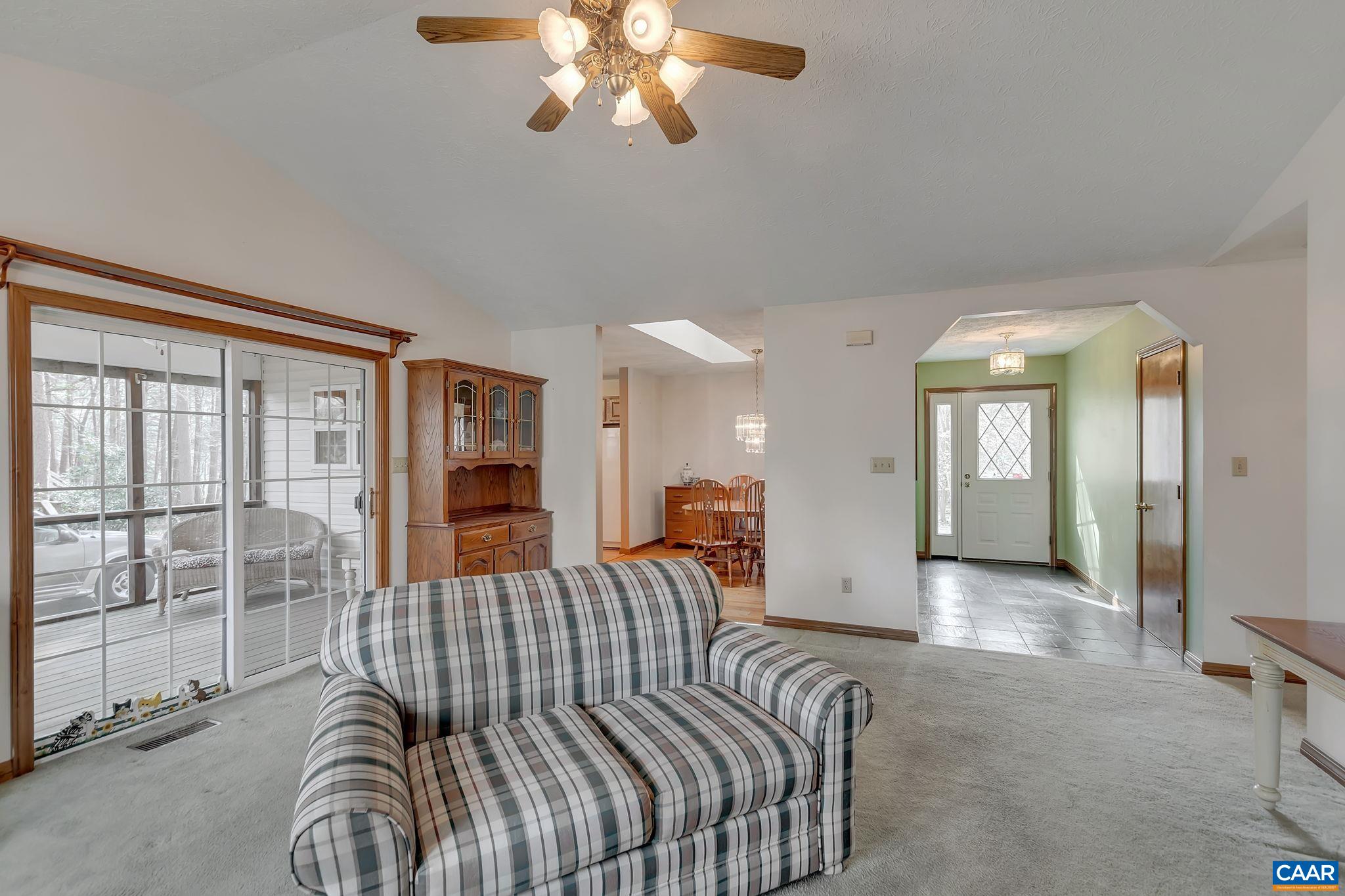 22 TANGLEWOOD RD