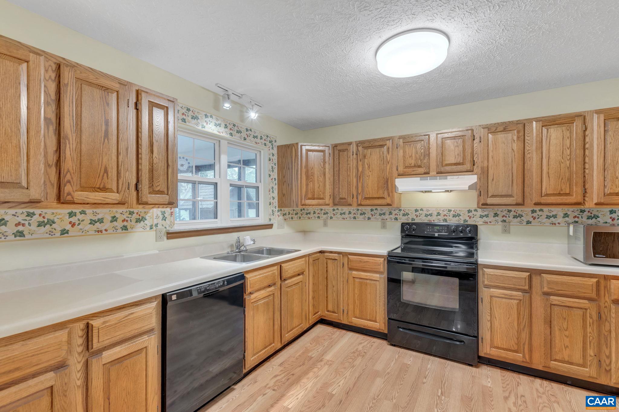 22 TANGLEWOOD RD
