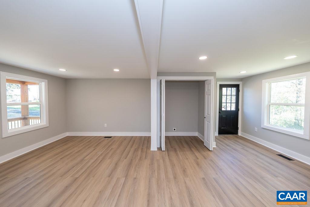 6607 JEFFERSON MILL RD