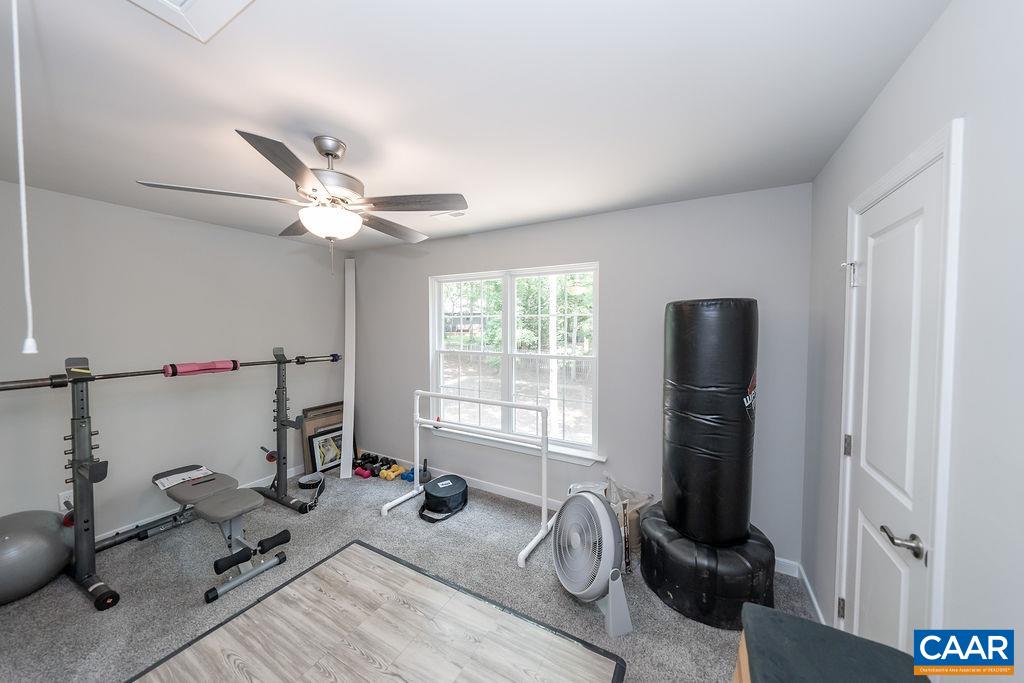 12 MOREWOOD PL