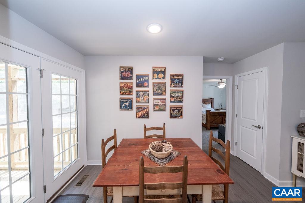 12 MOREWOOD PL