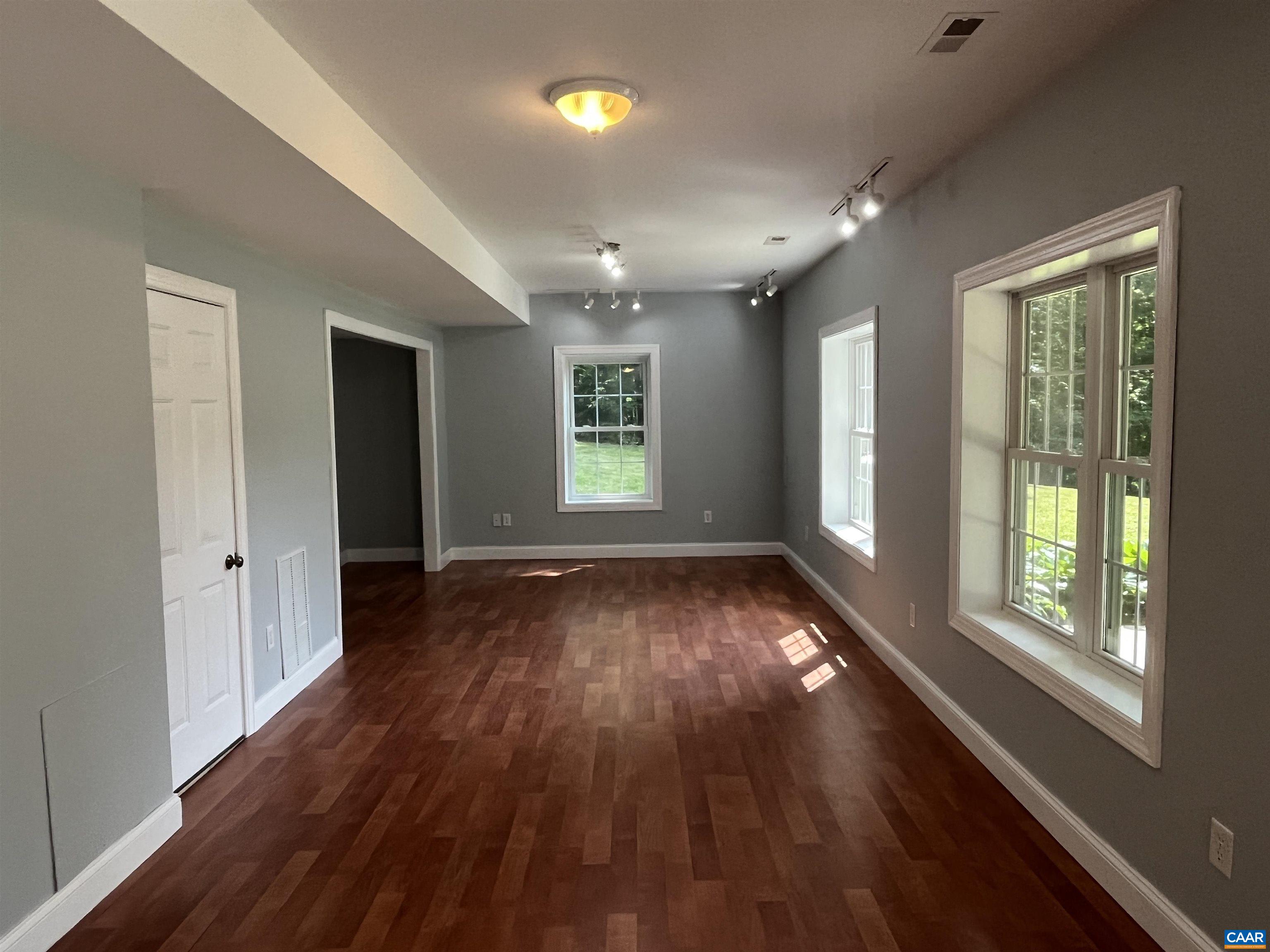 13903 JAMES MADISON HWY