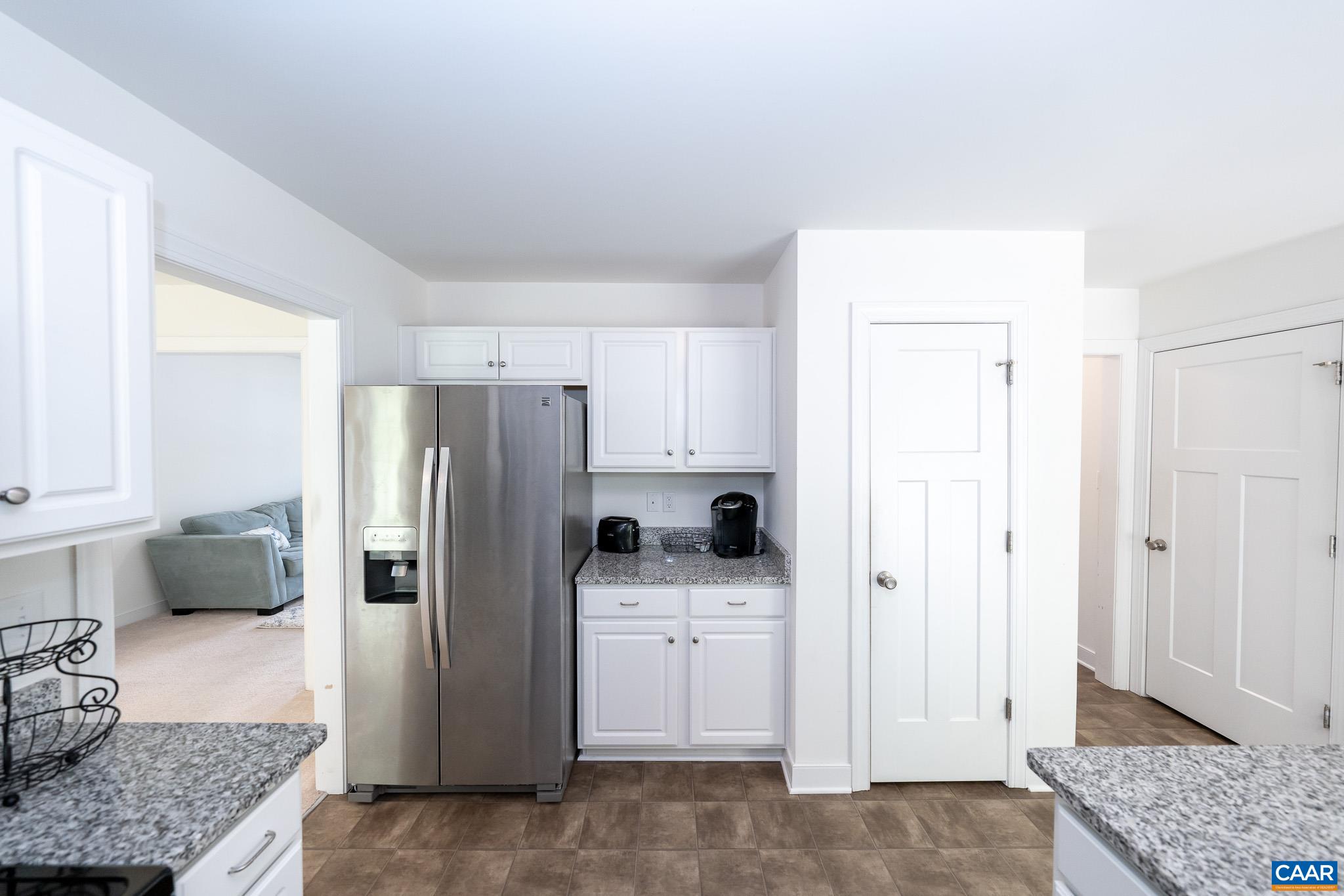 301 APPLE ORCHARD RD