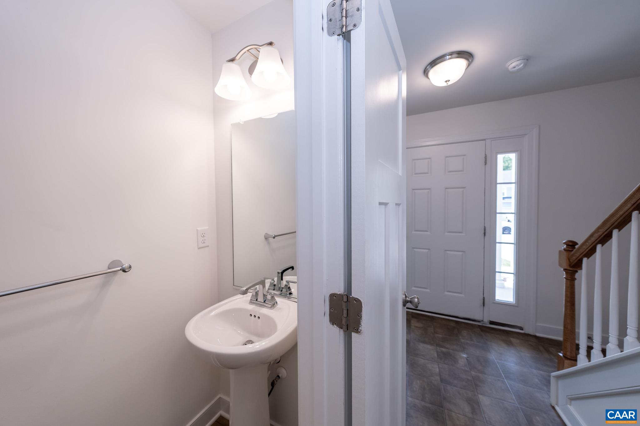 301 APPLE ORCHARD RD