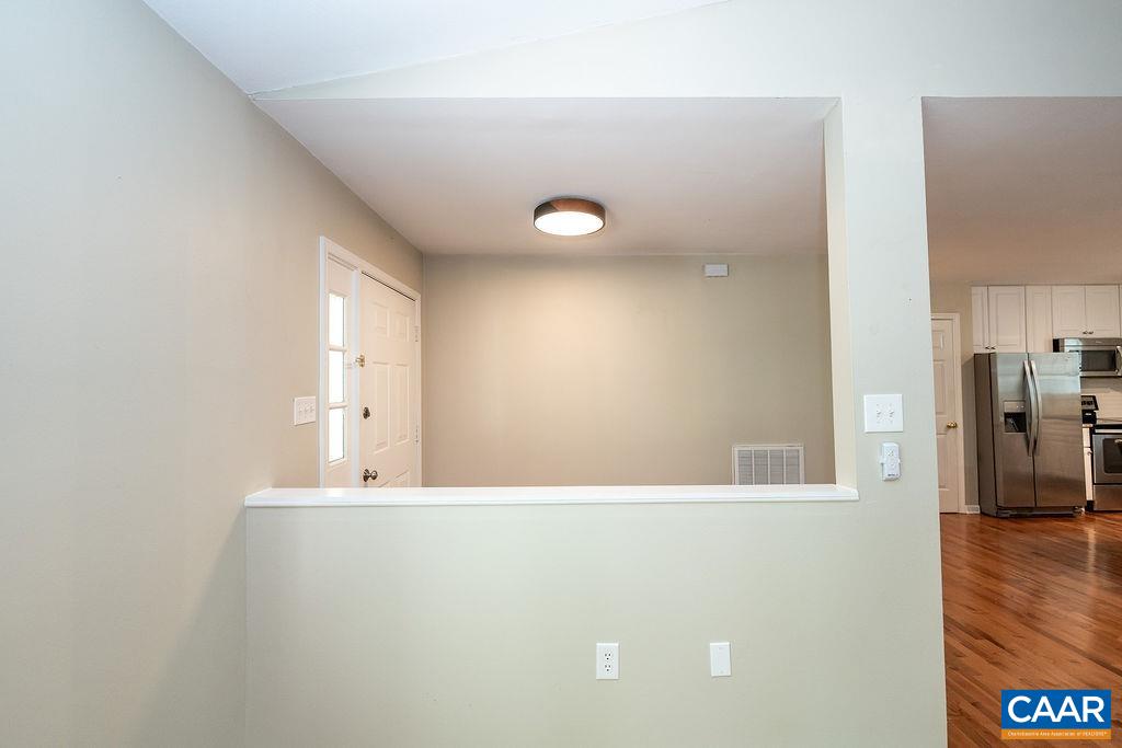 6 PIEDMONT LN