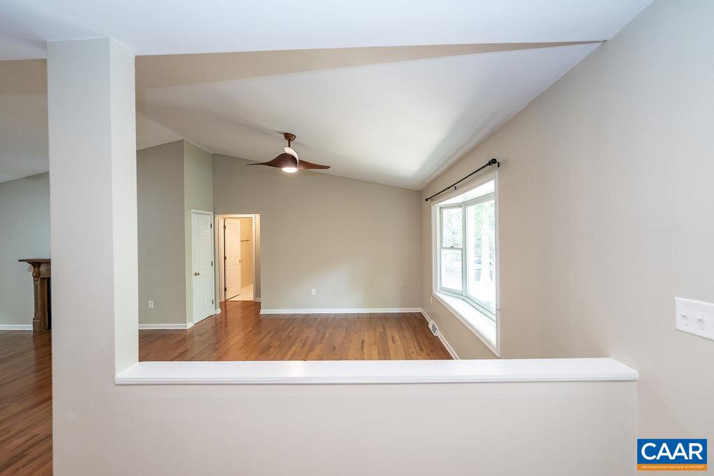 6 PIEDMONT LN