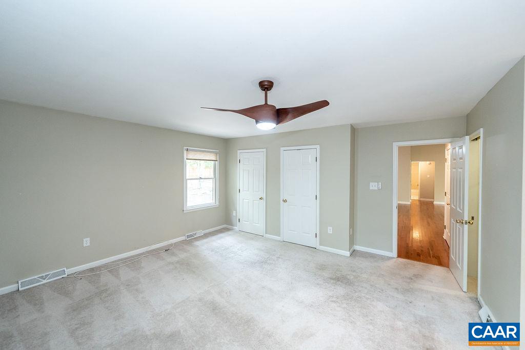 6 PIEDMONT LN