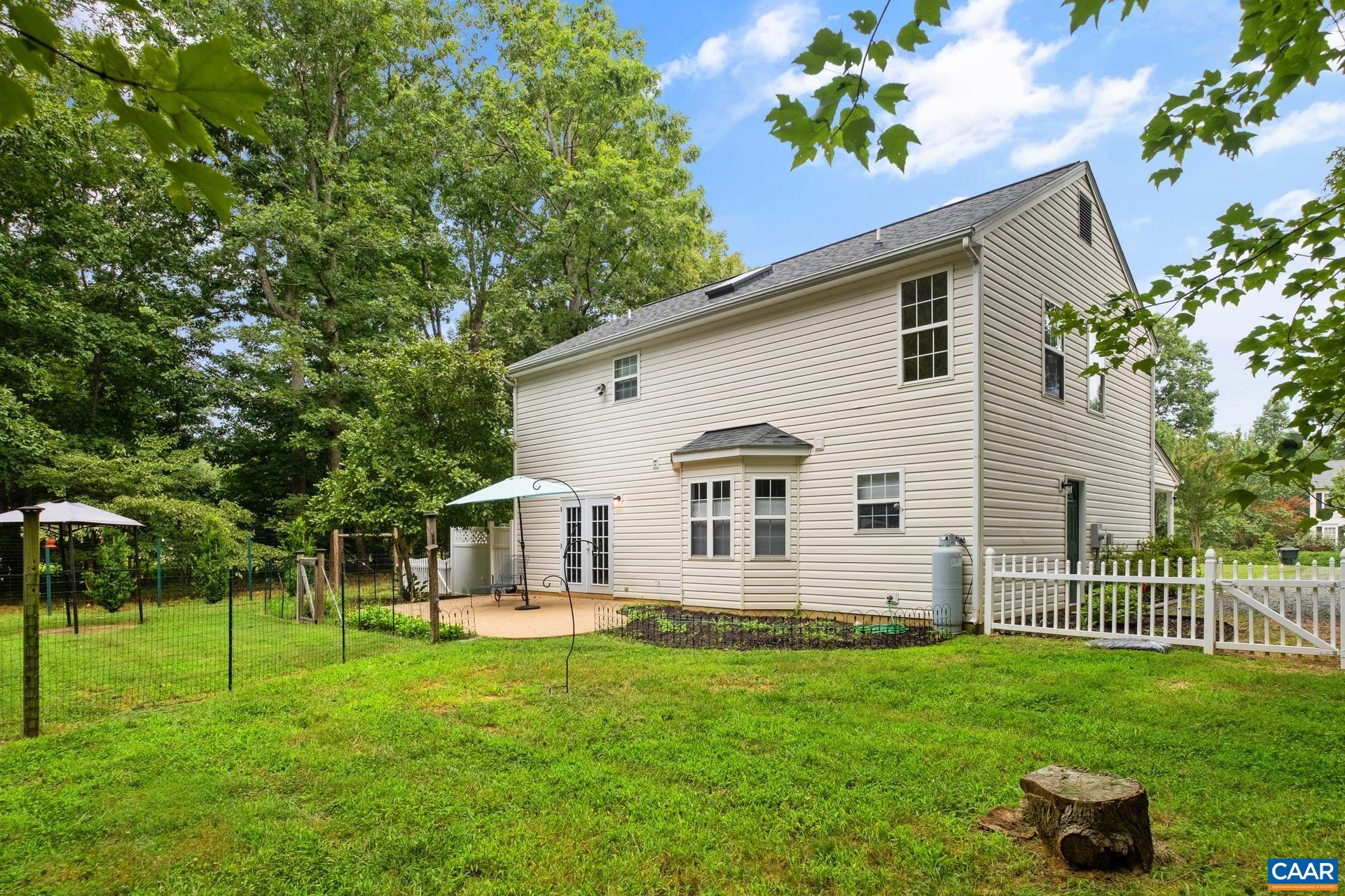 387 SAINT IVY AVE