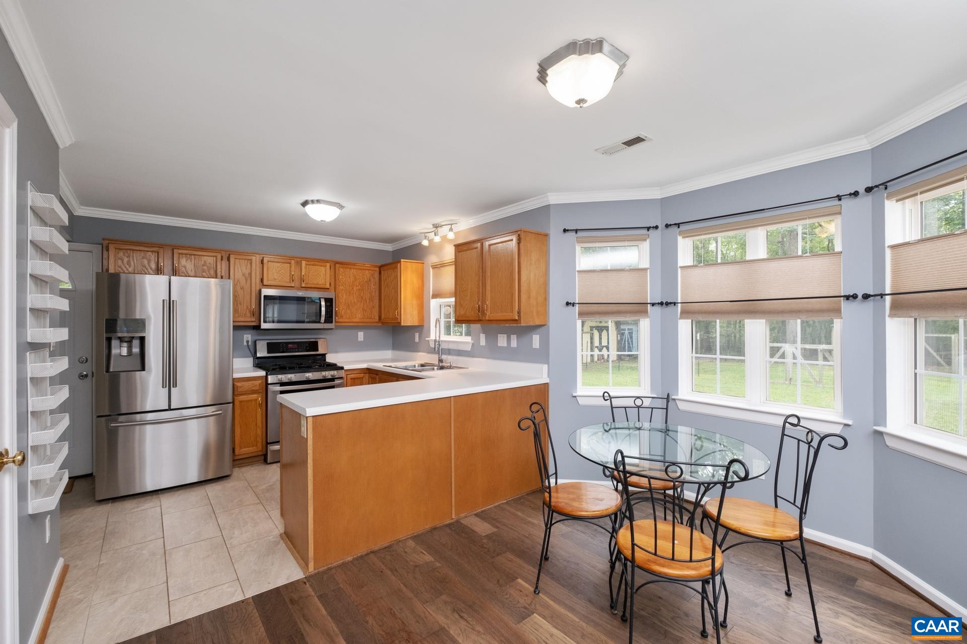 387 SAINT IVY AVE