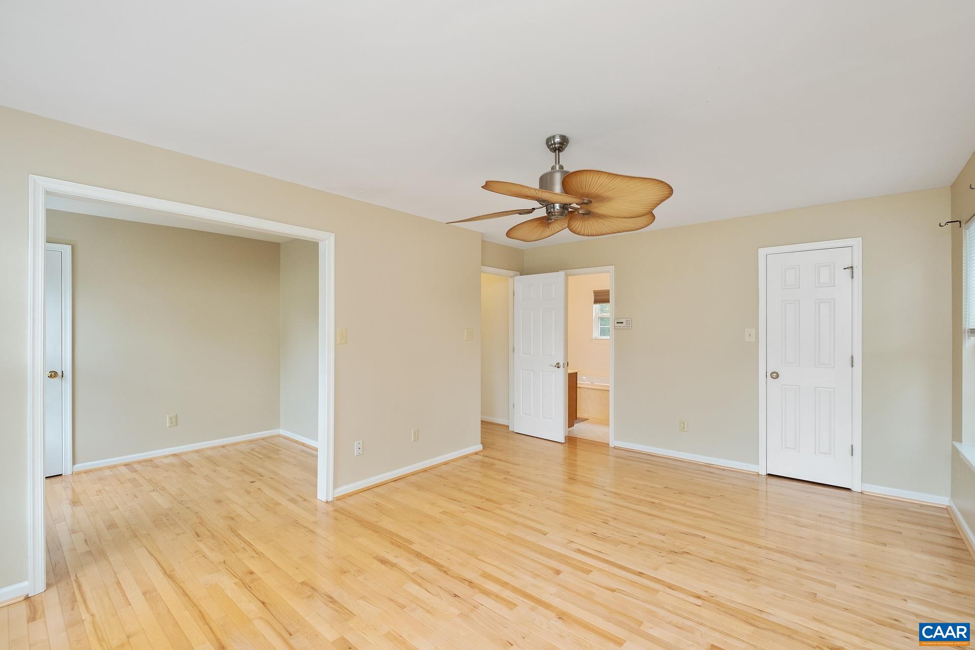 387 SAINT IVY AVE