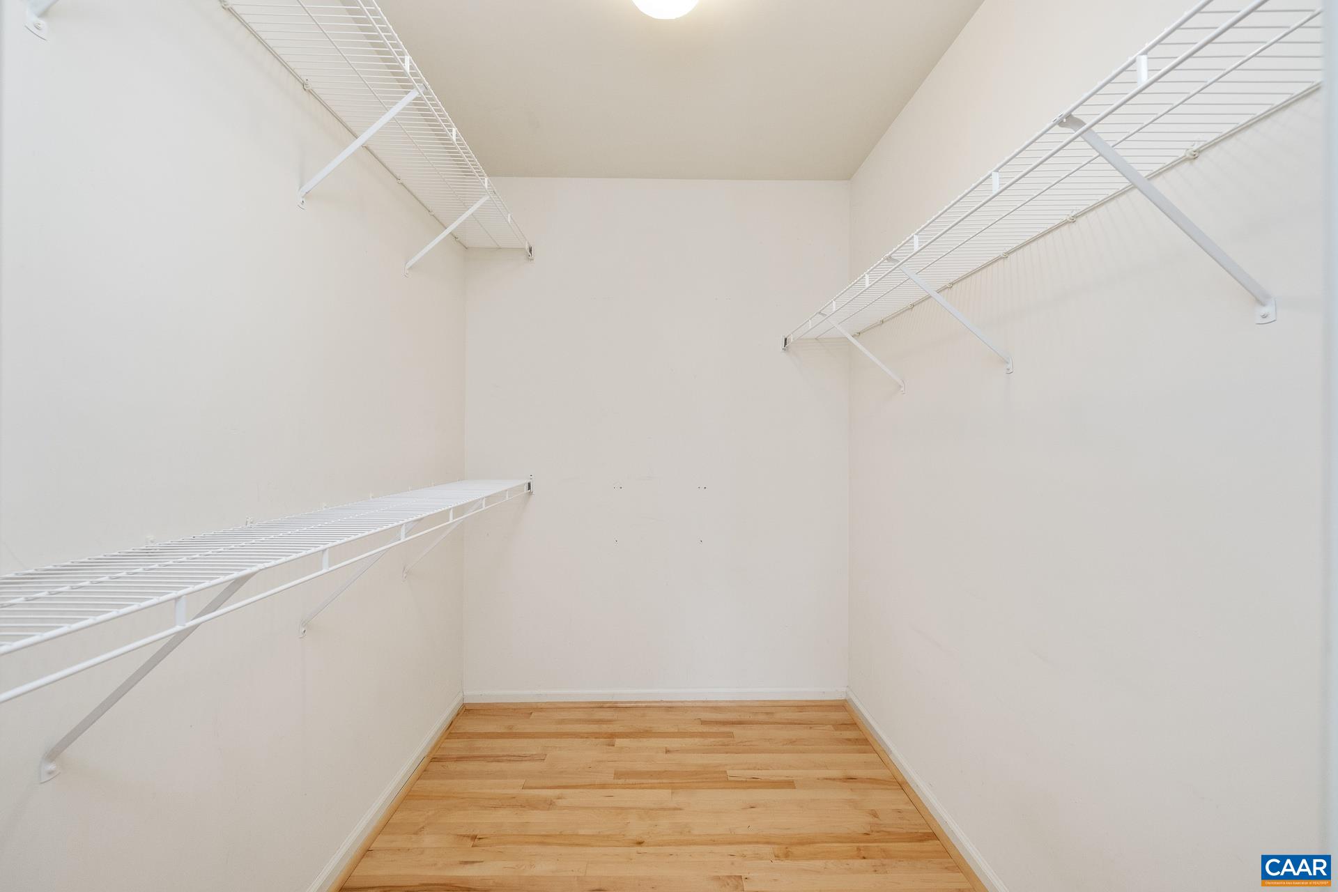 387 SAINT IVY AVE