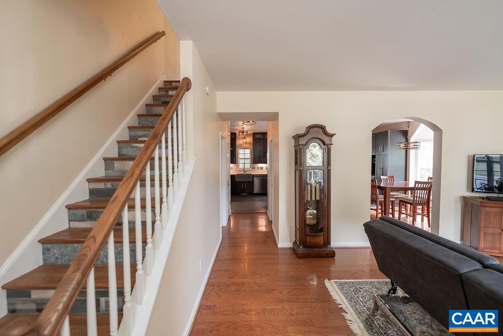 4725 BLUEJAY WAY