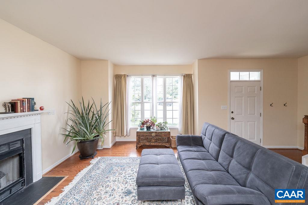 4725 BLUEJAY WAY