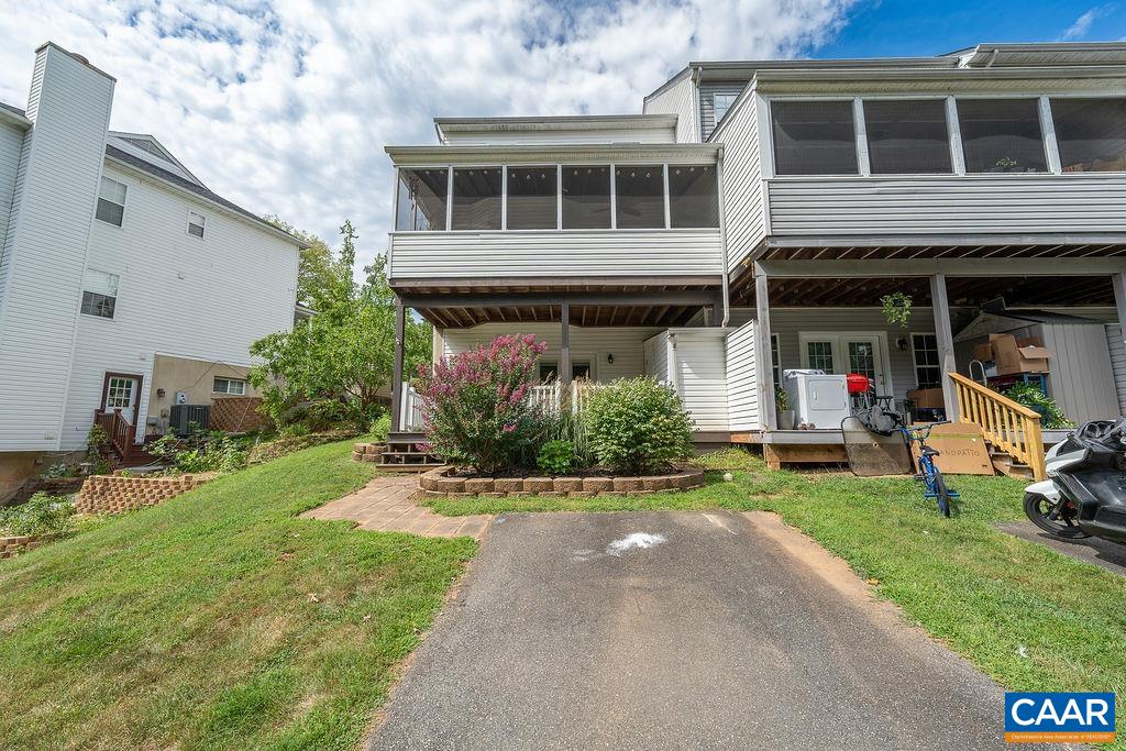 4725 BLUEJAY WAY