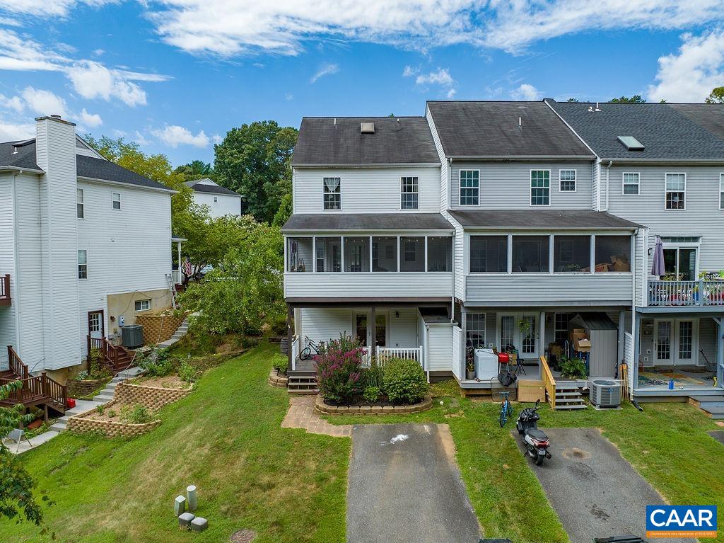 4725 BLUEJAY WAY