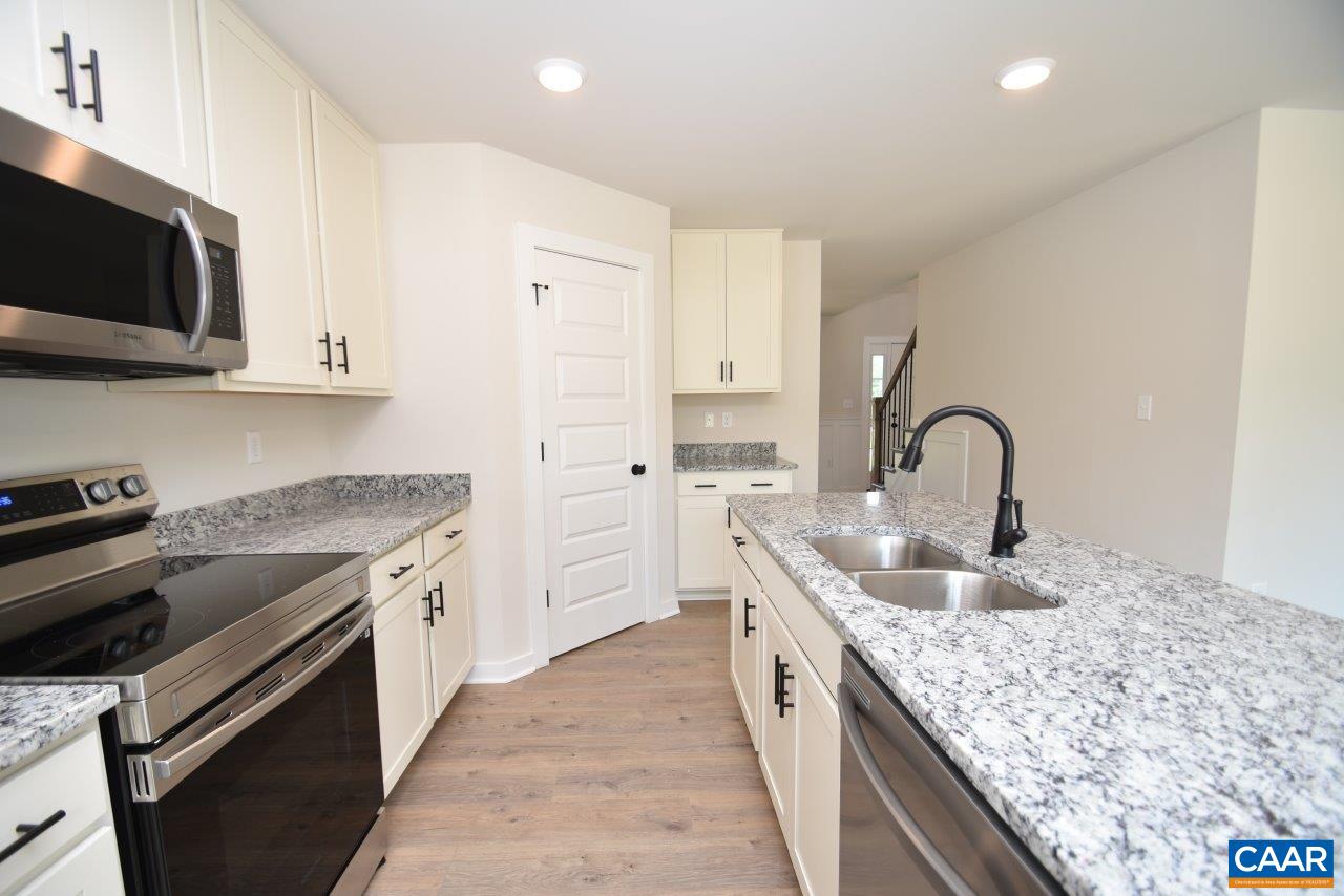1196 MATTHEW MILL RD