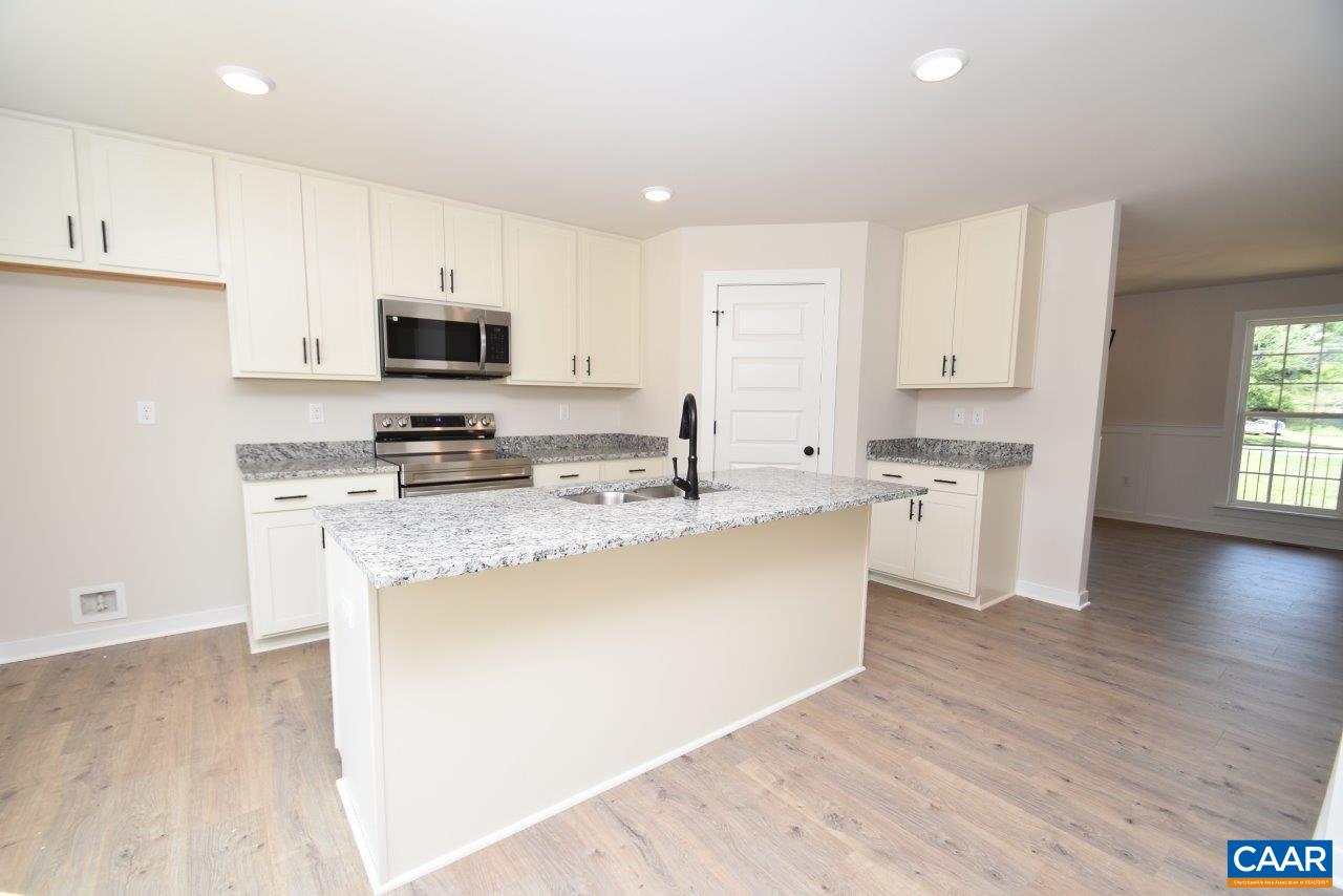 1196 MATTHEW MILL RD
