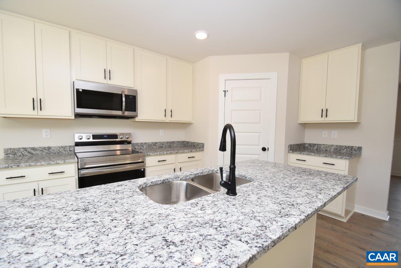 1196 MATTHEW MILL RD